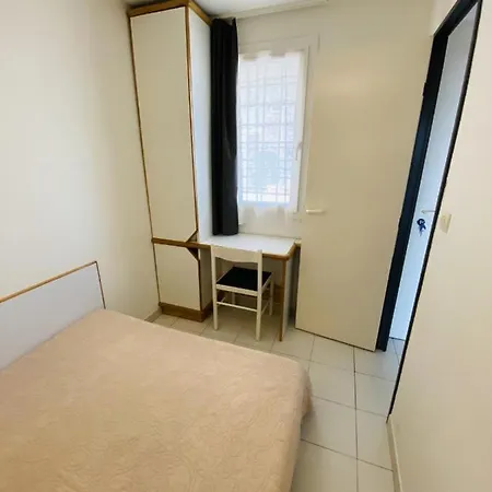 아파트 Cap Esterel - 2 Pieces - Belle Terrasse Plein Sud - Piscines Et Parking Inclus