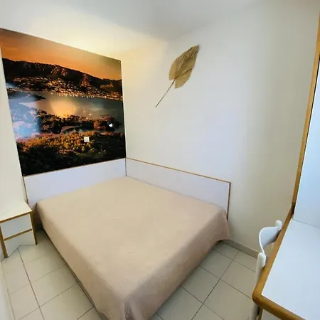 Apartment Cap Esterel - 2 Pieces - Belle Terrasse Plein Sud - Piscines Et Parking Inclus *