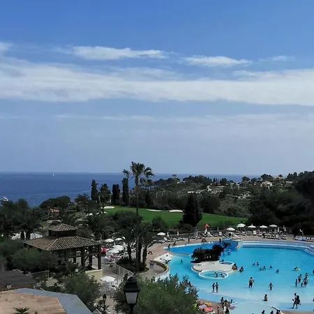 Cap Esterel - 2 Pieces - Belle Terrasse Plein Sud - Piscines Et Parking Inclus * Saint-Raphael (Var)