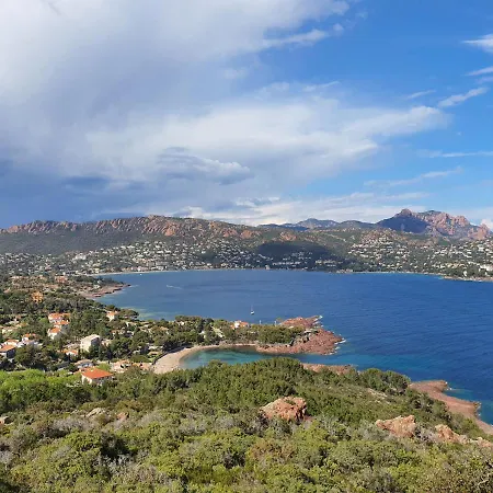 Cap Esterel - 2 Pieces - Belle Terrasse Plein Sud - Piscines Et Parking Inclus *